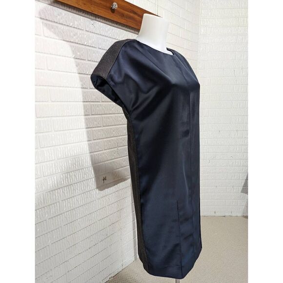 Etcetera Sheath Dress size 2 Navy Blue Satin look front and Gray knit back - Picture 7 of 7